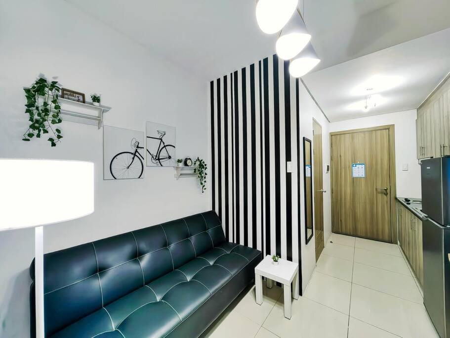 1br Unit Condotel W Balcony Fame Residences -fm06