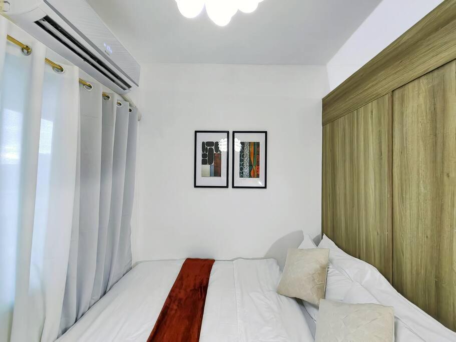 1br Unit Condotel W Balcony Fame Residences -fm06 Apartment Manila